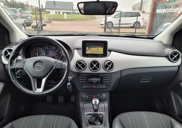 Mercedes-Benz Klasa B cena 47000 przebieg: 131000, rok produkcji 2013 z Łowicz małe 781